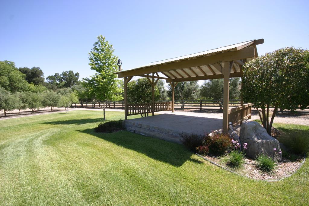 The Eden House Vineyard Hotel Templeton Exterior photo